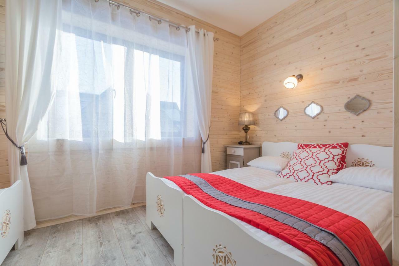 Pod Jesionami Ubytování v soukromí Chocholow